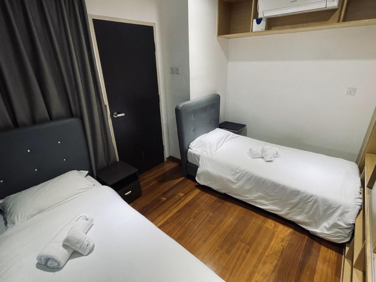 B.Suites 21 Кота-Кинабалу Экстерьер фото
